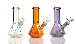 B71 Diamond Beaker 8''