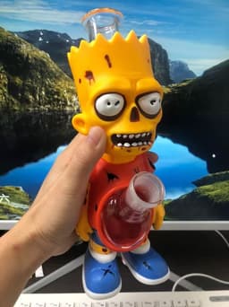 V18- Zombie Character Water Pipe