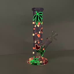 F106 - 10" Glow in the Dark Heart and Leaf Design Straightshooter