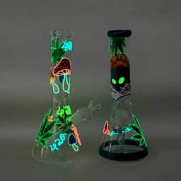 F130 - 10" Glow in the Dark 420 Leaf Design Beaker