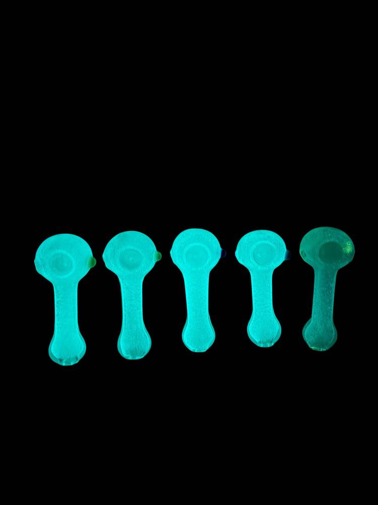 H85 - Glow in the Dark Dotted Hand Pipe (Pack of 5) (Unit Cost $5.99)